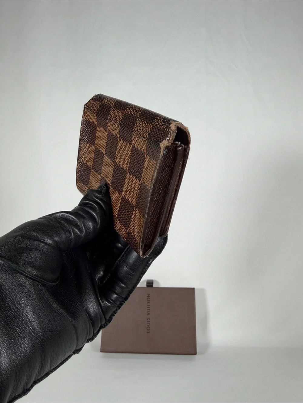 Authentic Louis Vuitton Brown Damier Card Wallet